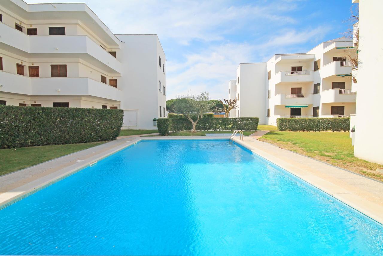 Apartment Carmen L' Escala Екстериор снимка